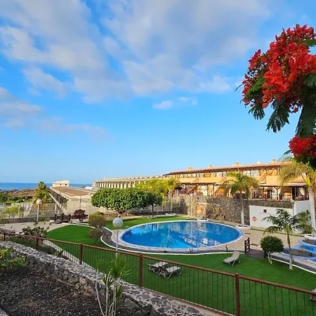 Ocean Breeze Retreat شقة